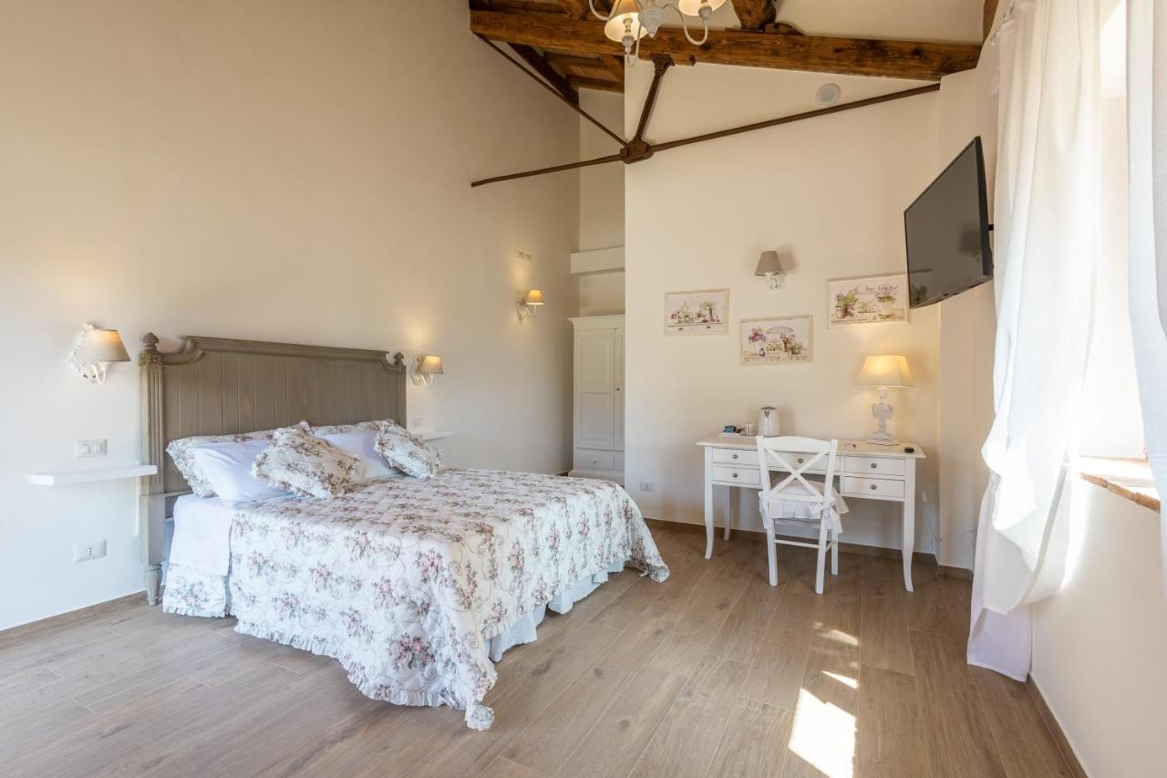 B&B Podere Curtatone 그레세토 외부 사진